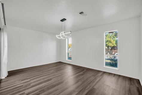 13351 Kit Lane Dallas TX 75240
