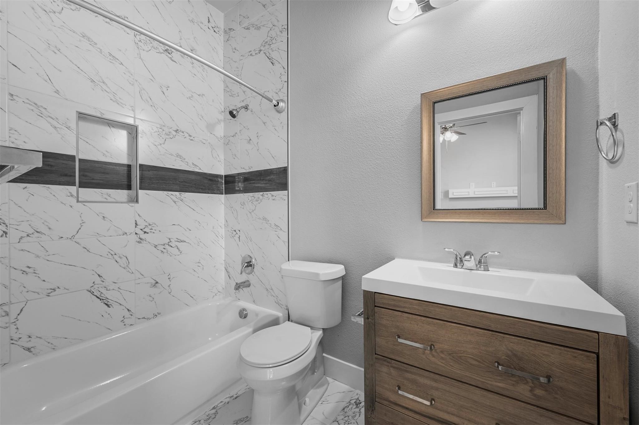 204 N Getzandaner Street Waxahachie TX 75165