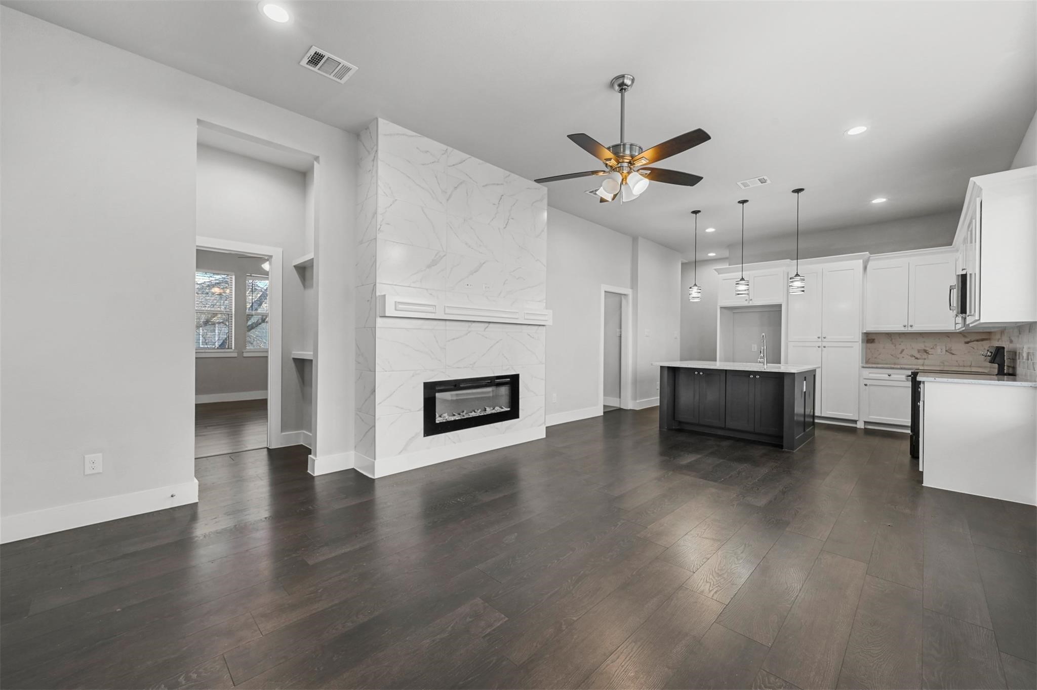 204 N Getzandaner Street Waxahachie TX 75165