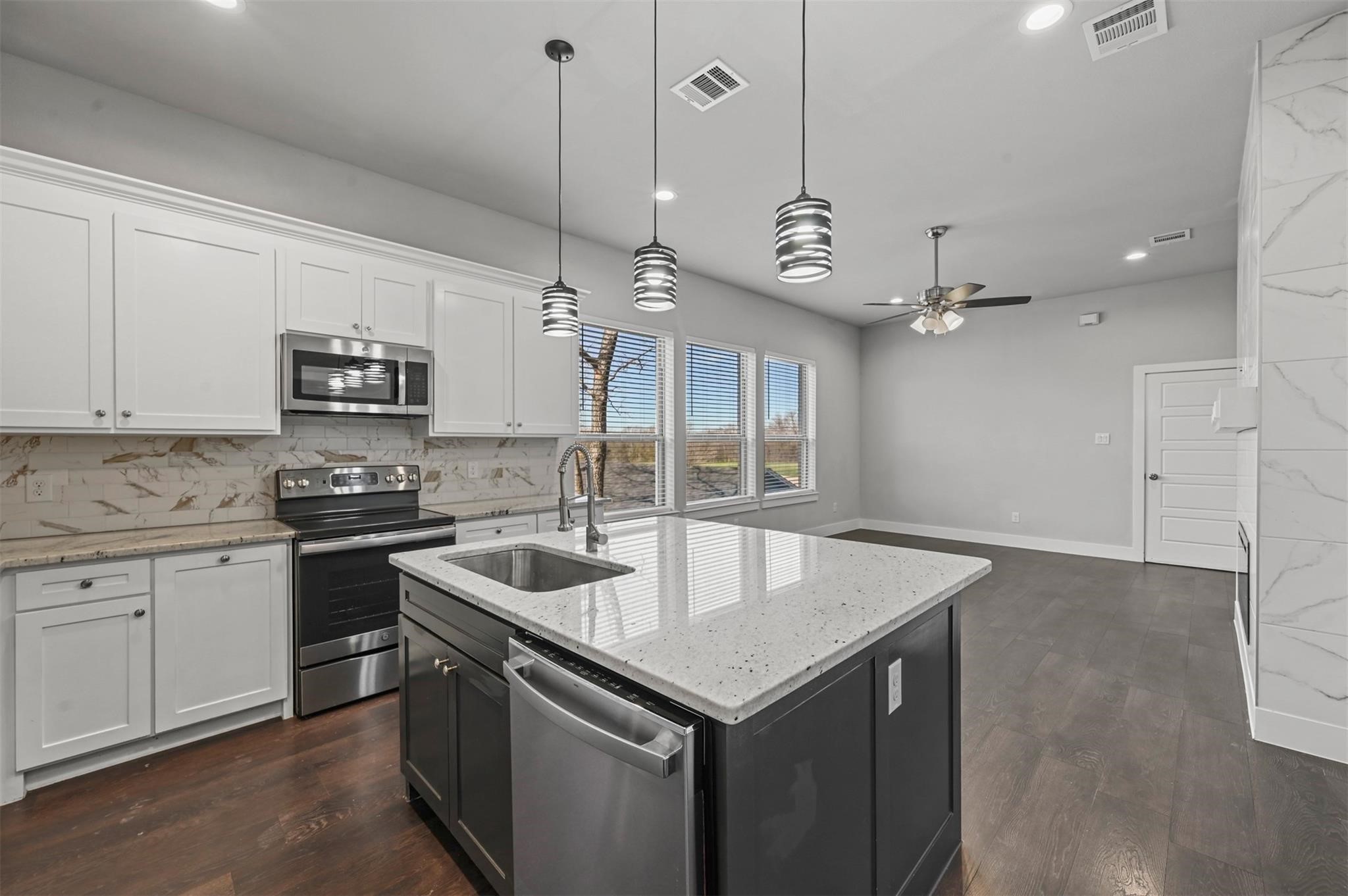 204 N Getzandaner Street Waxahachie TX 75165