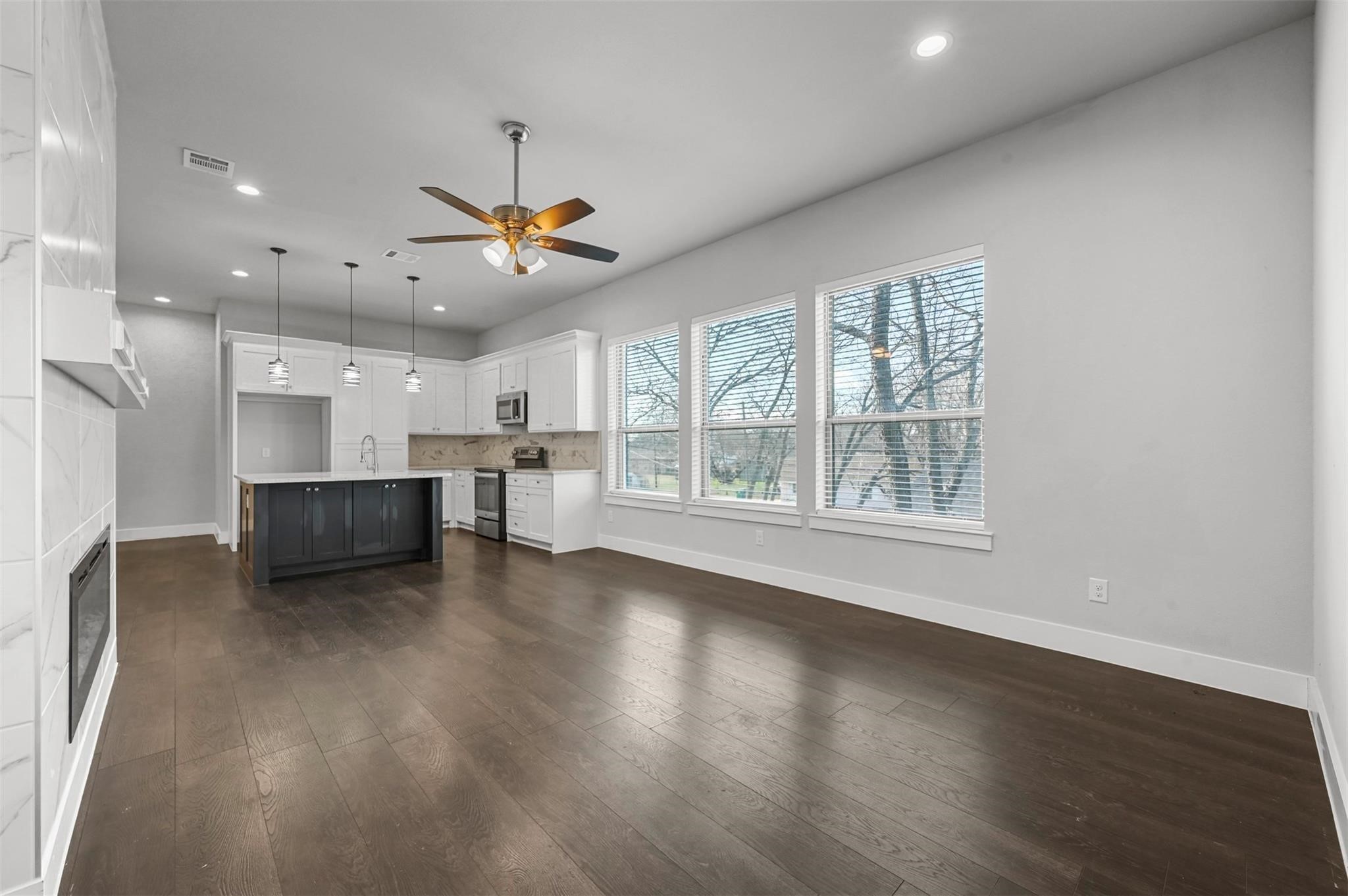 204 N Getzandaner Street Waxahachie TX 75165