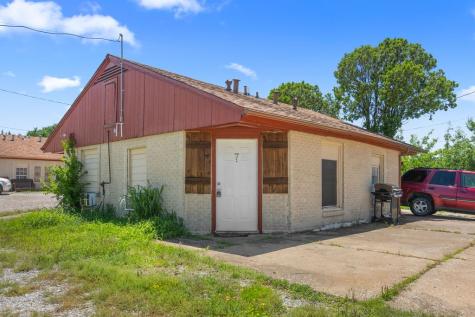2070 N Us Highway 69 Denison TX 75020