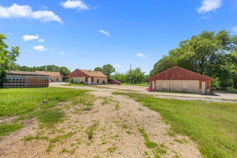 2070 N Us Highway 69 Denison TX 75020