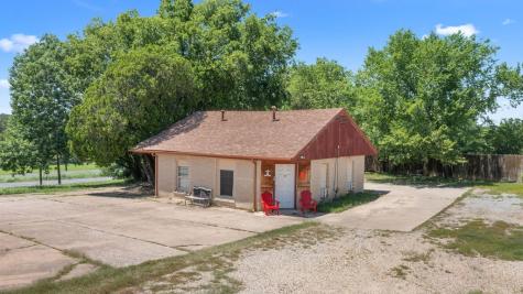 2070 N Us Highway 69 Denison TX 75020