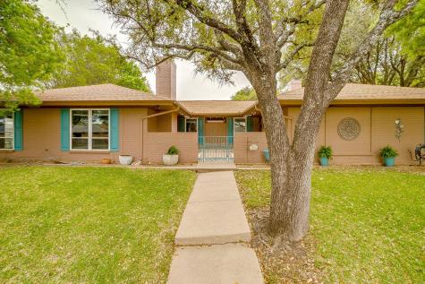 5011 Ledgestone Drive Fort Worth TX 76132