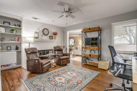 5011 Ledgestone Drive Fort Worth TX 76132