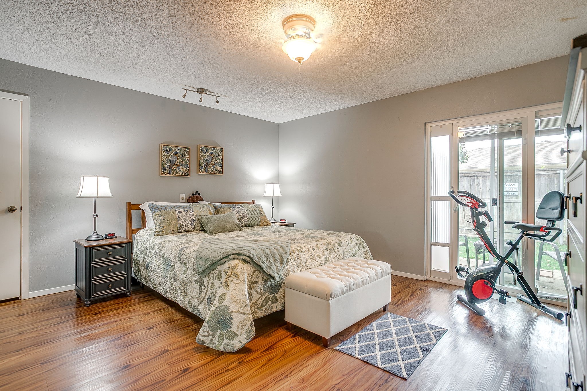 5011 Ledgestone Drive Fort Worth TX 76132
