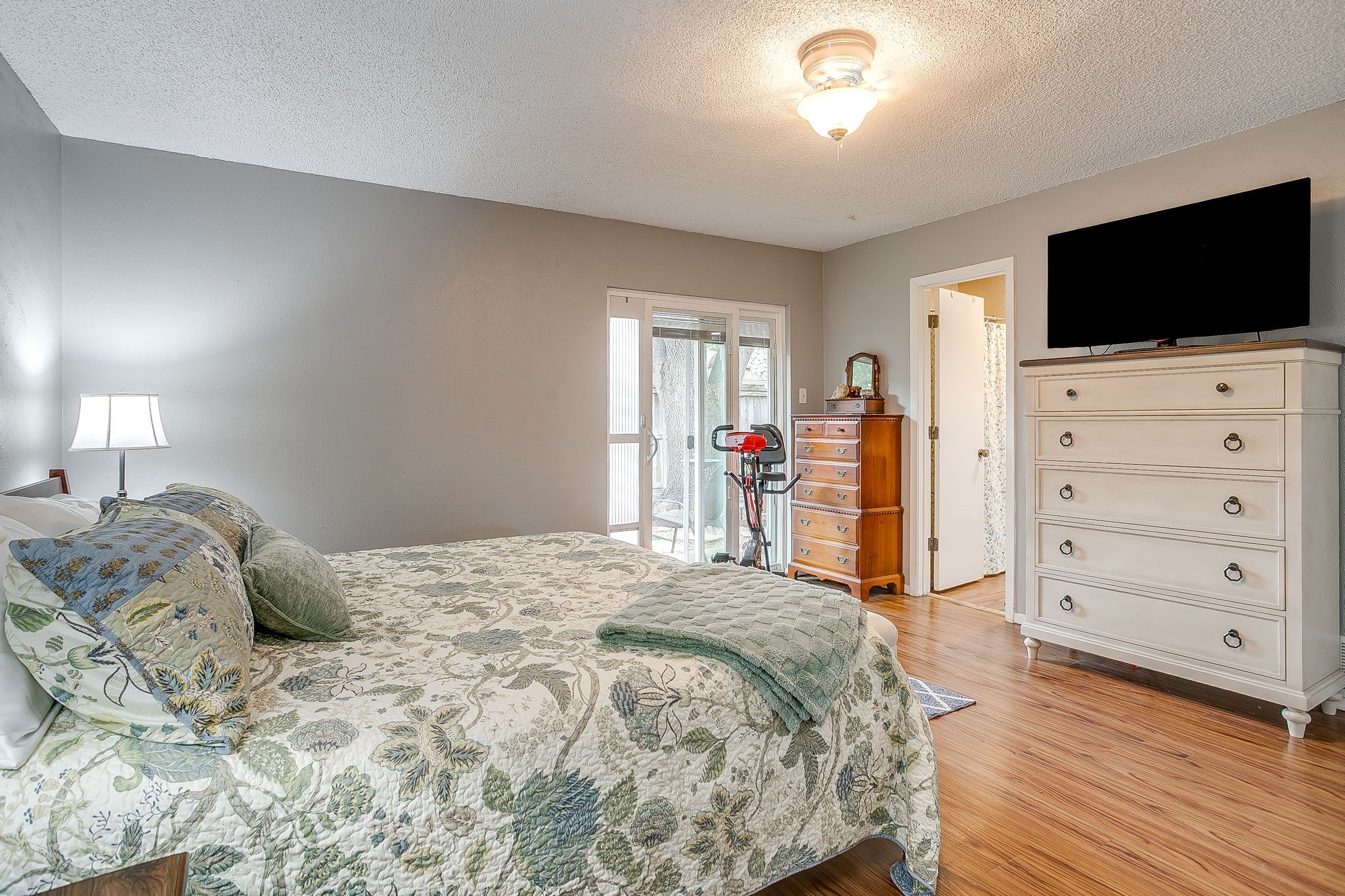 5011 Ledgestone Drive Fort Worth TX 76132