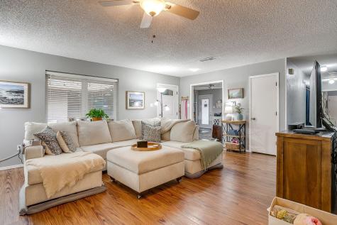 5011 Ledgestone Drive Fort Worth TX 76132