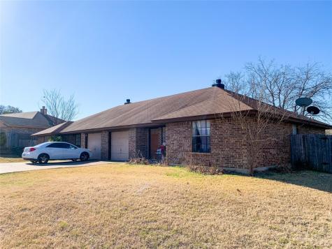 540 Signal Hill Court S Fort Worth TX 76112