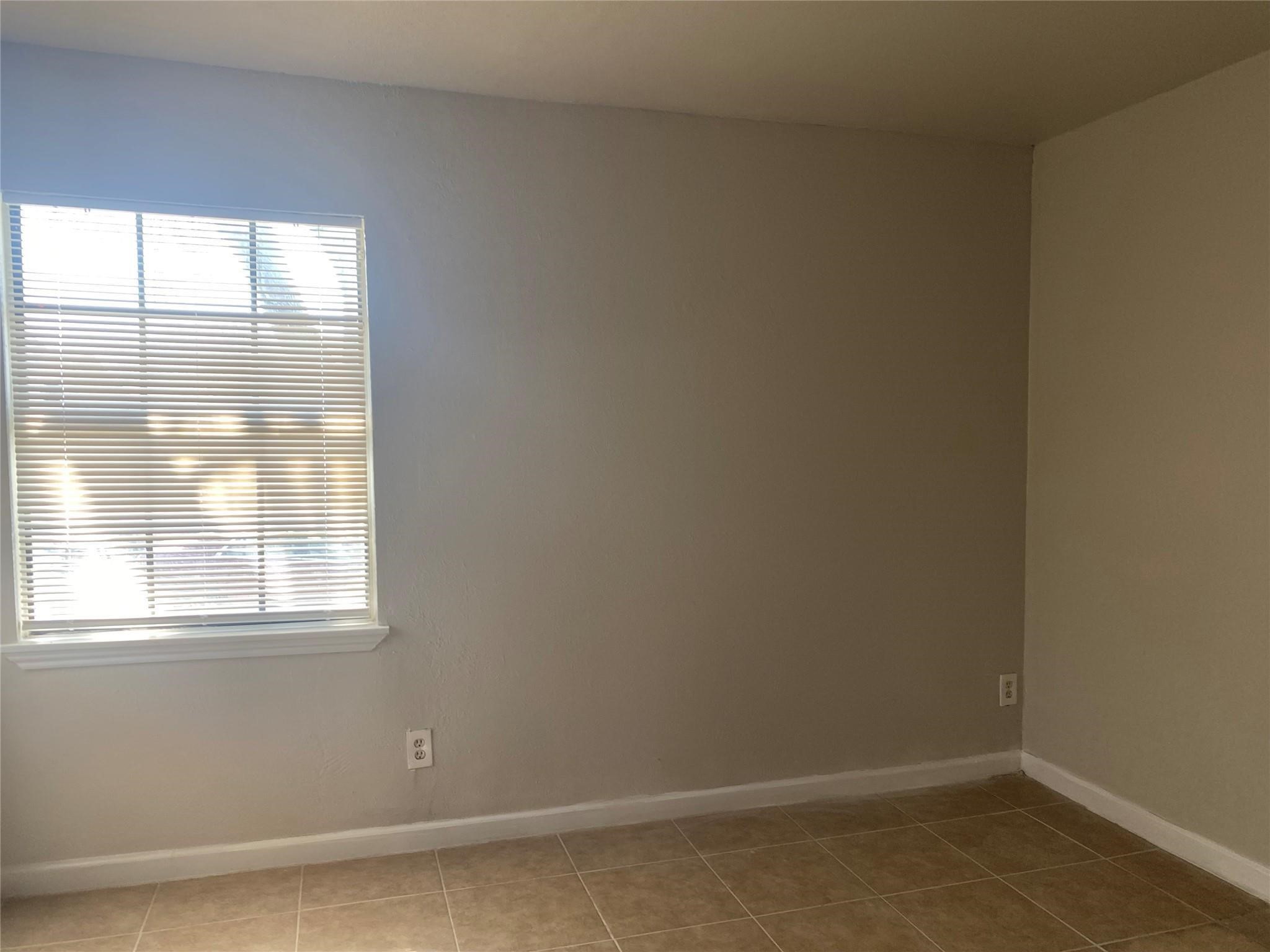 2423 Limestone Drive Arlington TX 76014