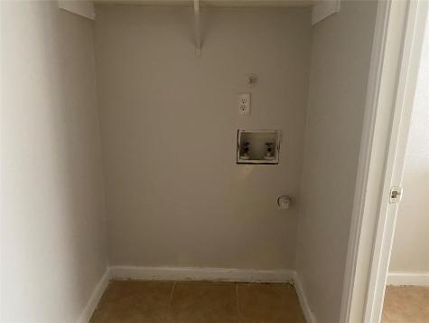 2423 Limestone Drive Arlington TX 76014