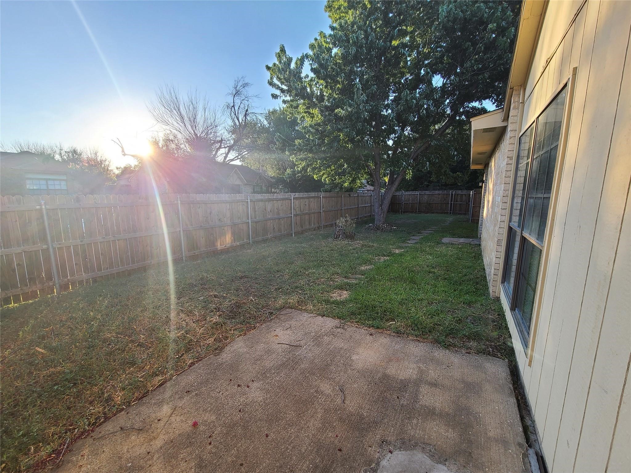 2423 Limestone Drive Arlington TX 76014