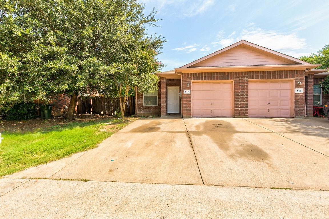 841 Mirabell Court Arlington TX 76015