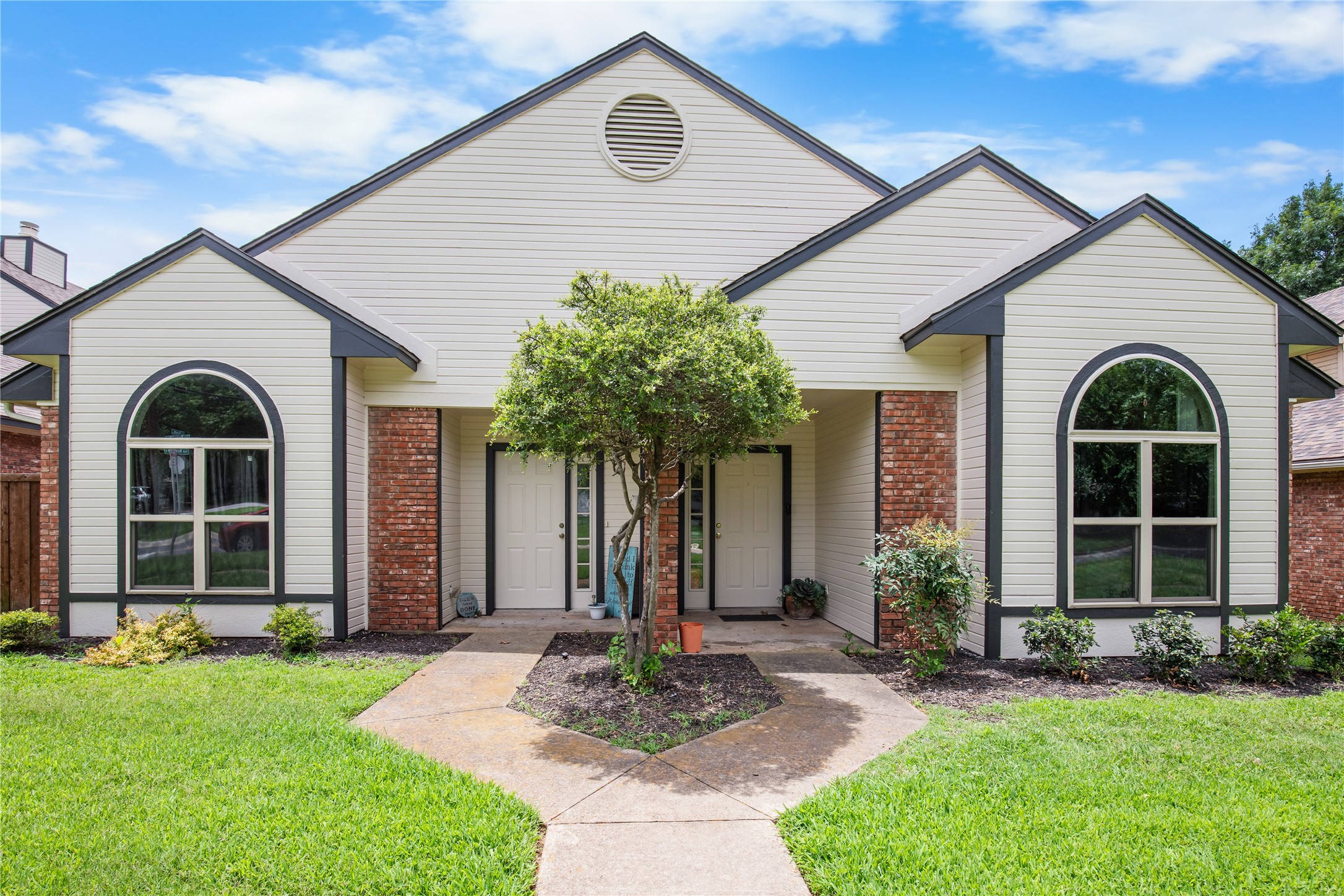 1006 W Washington Street Sherman TX 75092