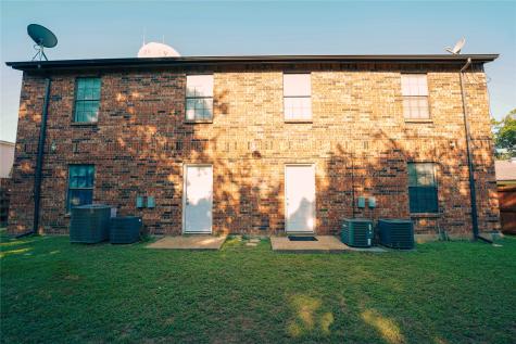 104 N Heights Drive Crowley TX 76036