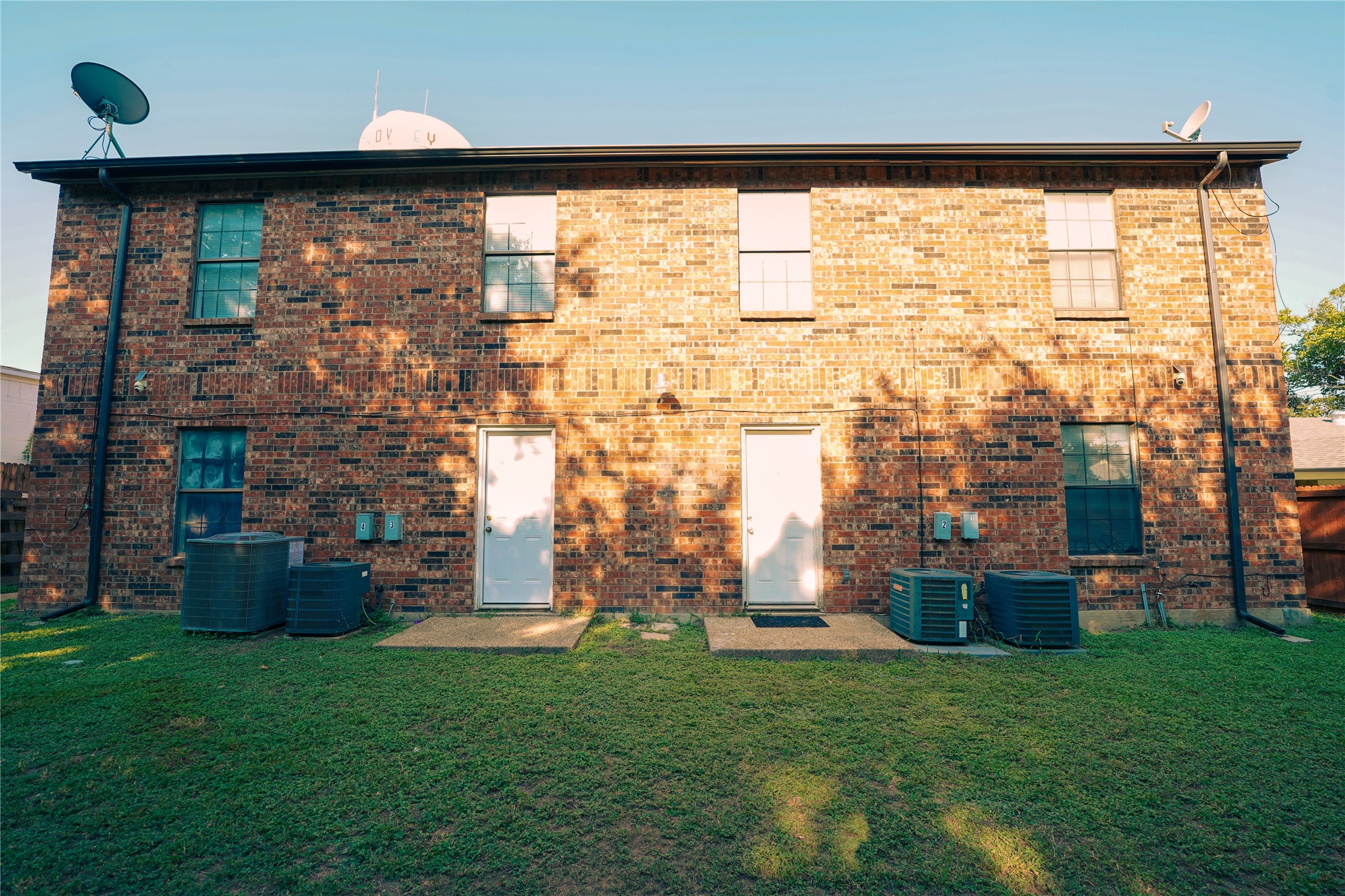 104 N Heights Drive Crowley TX 76036
