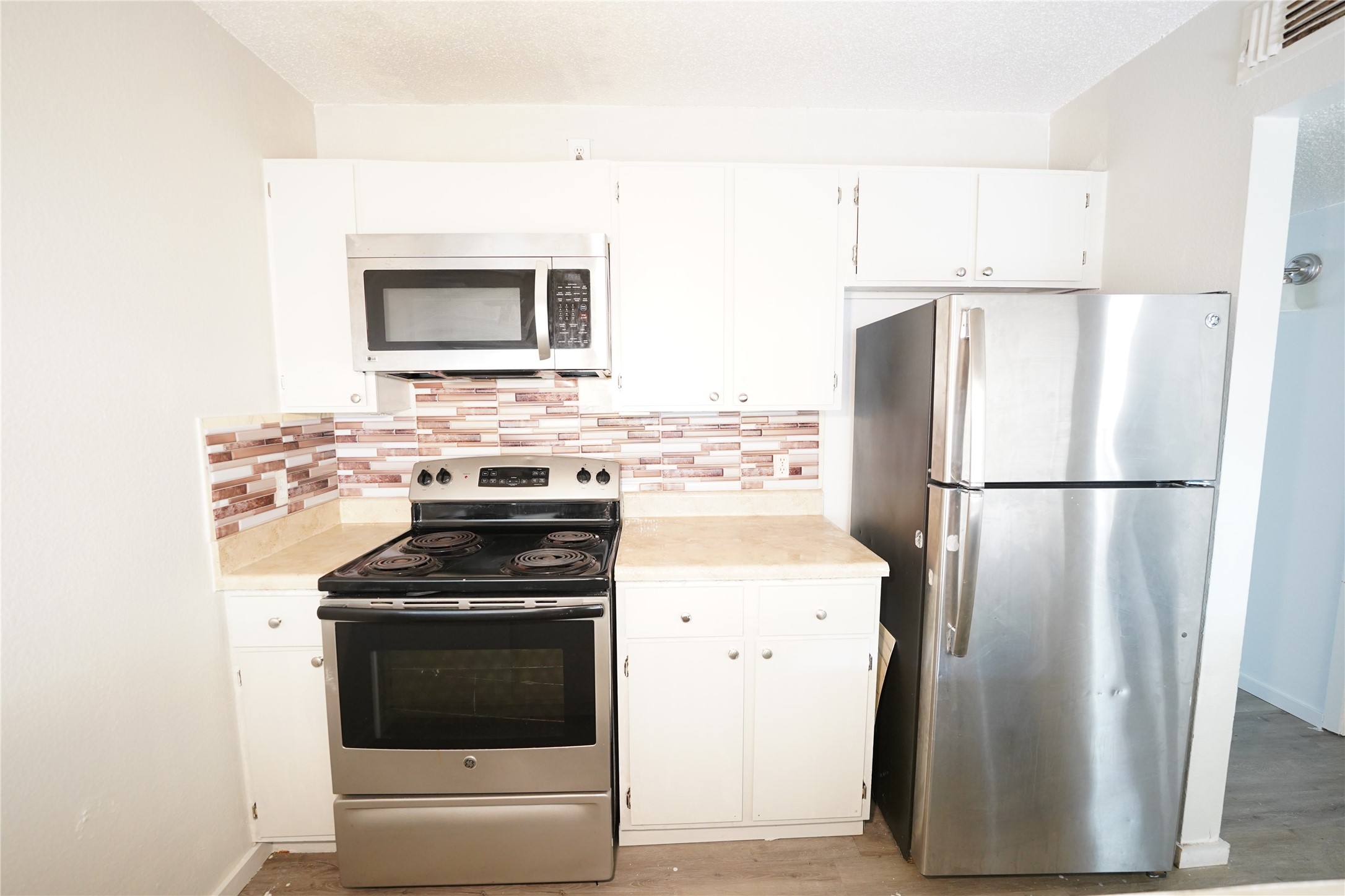 104 N Heights Drive Crowley TX 76036