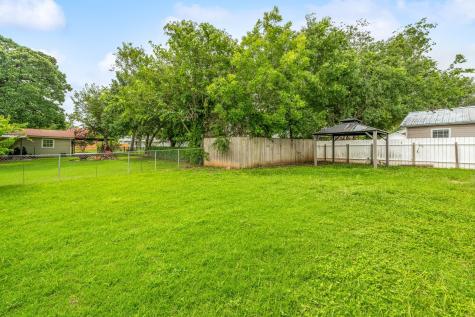 1391 N Paddock Street Stephenville TX 76401