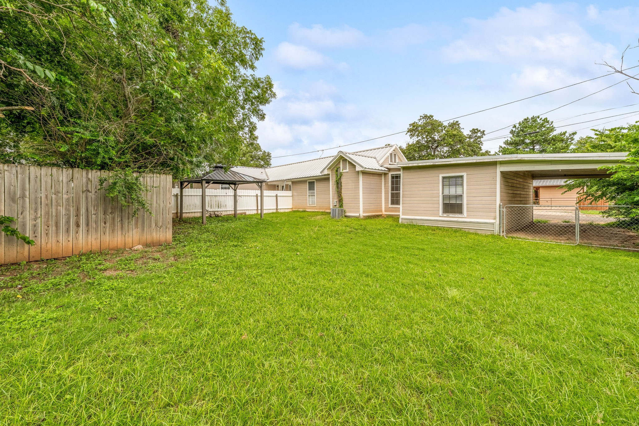 1391 N Paddock Street Stephenville TX 76401