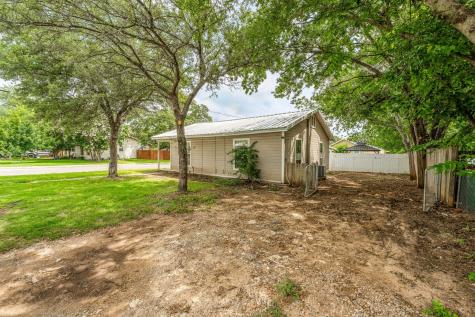 1391 N Paddock Street Stephenville TX 76401