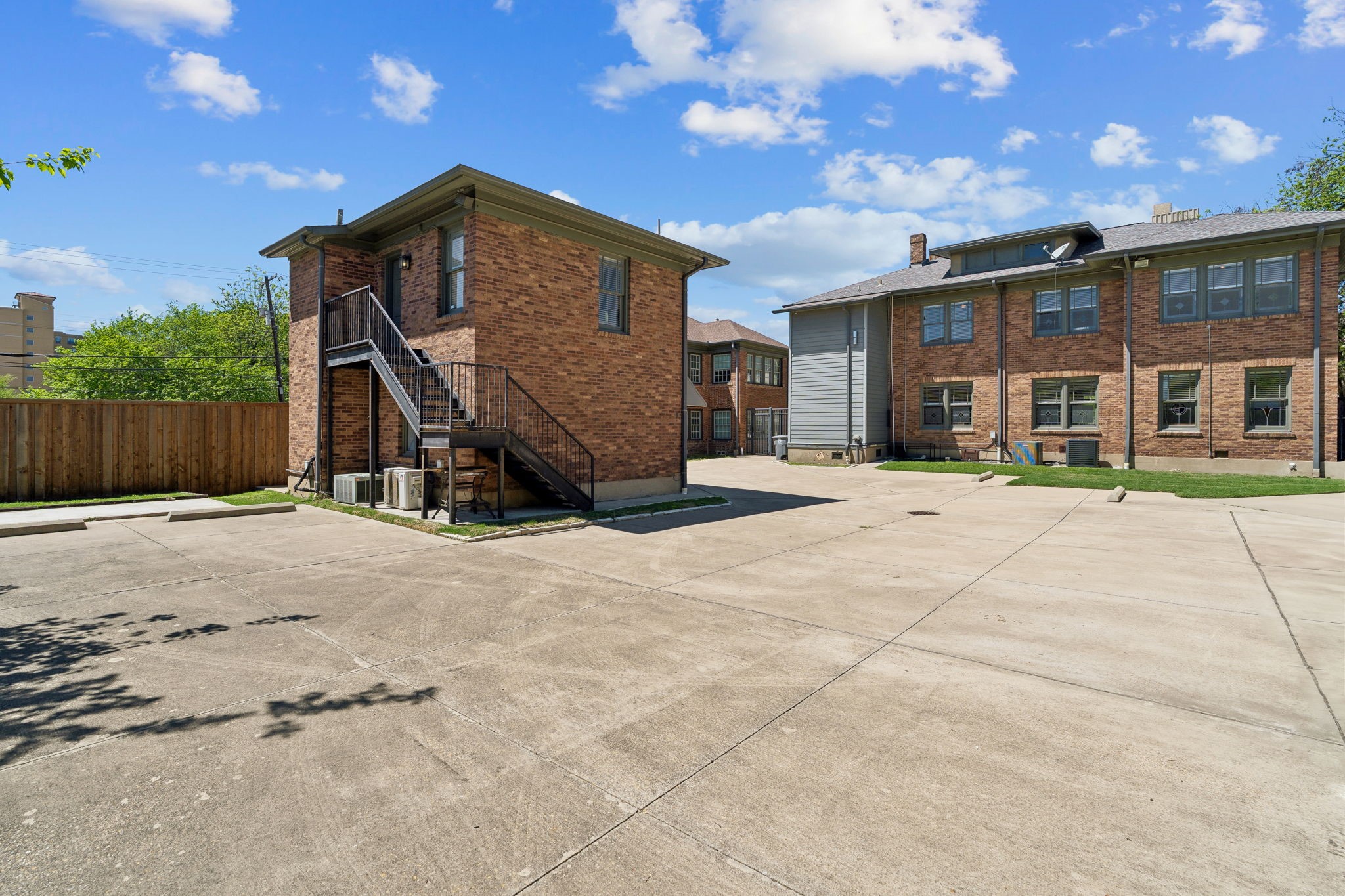 4112 Swiss Avenue Dallas TX 75204