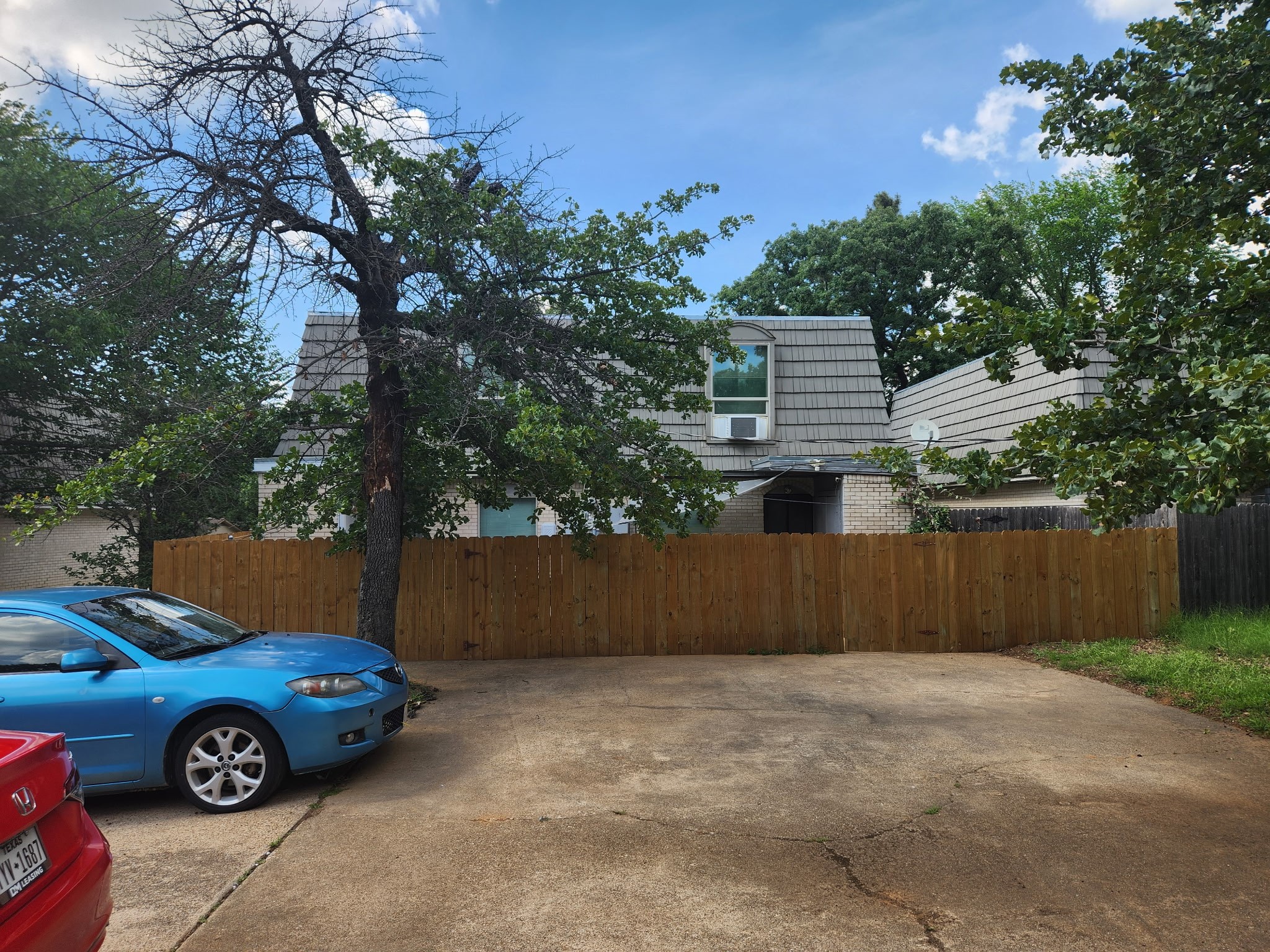 1912 W Sanford Street Arlington TX 76012