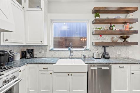 2009/2011 N Prairie Avenue Dallas TX 75204