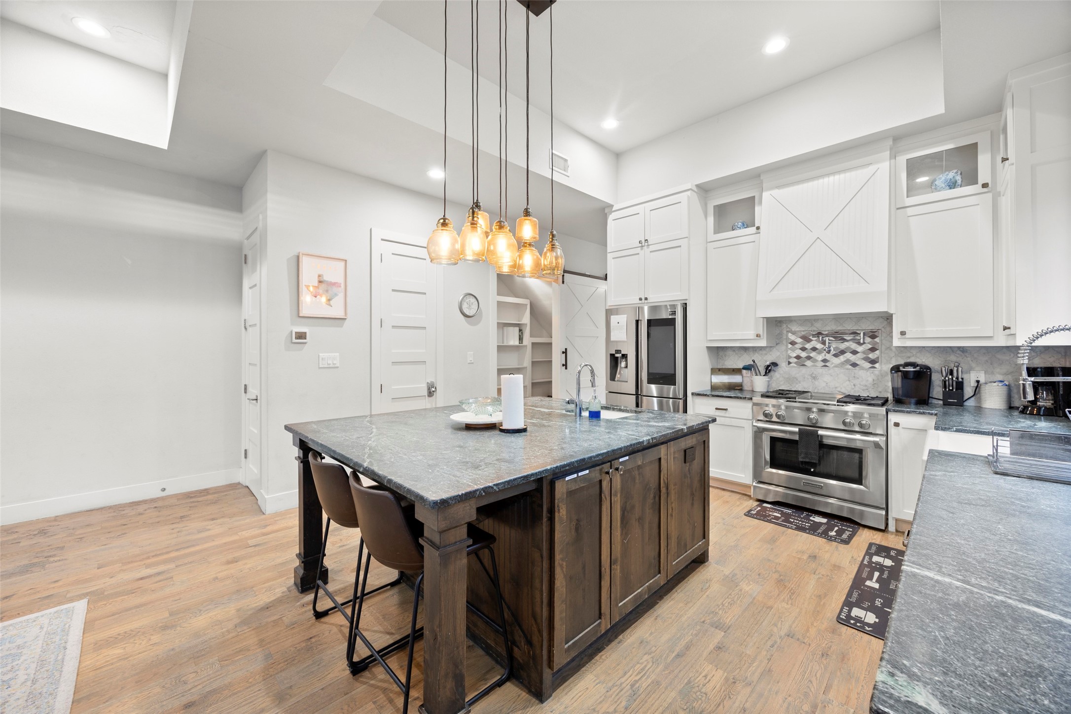 2009/2011 N Prairie Avenue Dallas TX 75204