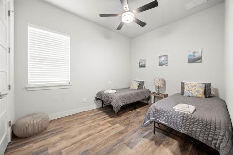 2009/2011 N Prairie Avenue Dallas TX 75204