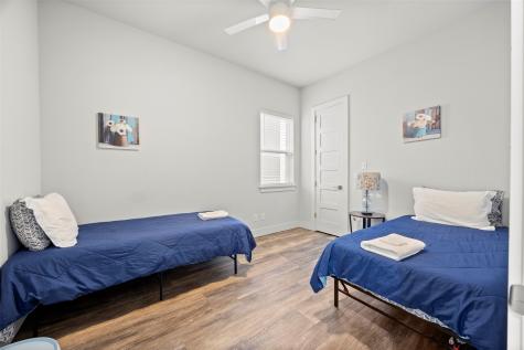 2009/2011 N Prairie Avenue Dallas TX 75204