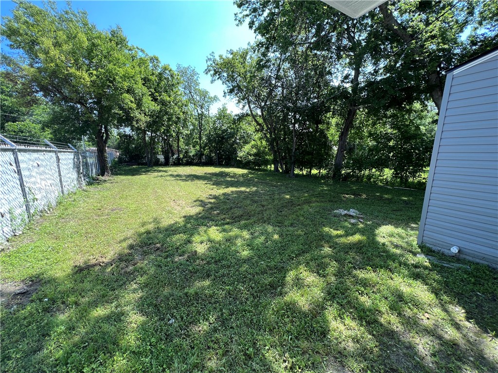 1312 S 30th Street Waco TX 76711