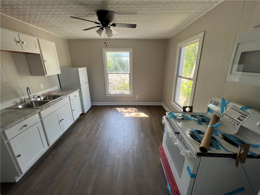 1312 S 30th Street Waco TX 76711