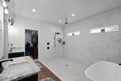 137 County Road 3351 Paradise TX 76073