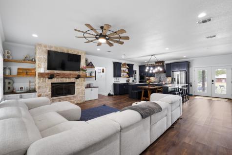 137 County Road 3351 Paradise TX 76073
