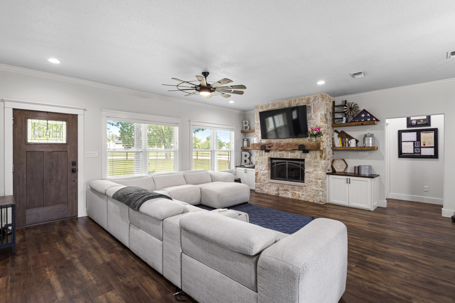 131 County Road 3351 Paradise TX 76073