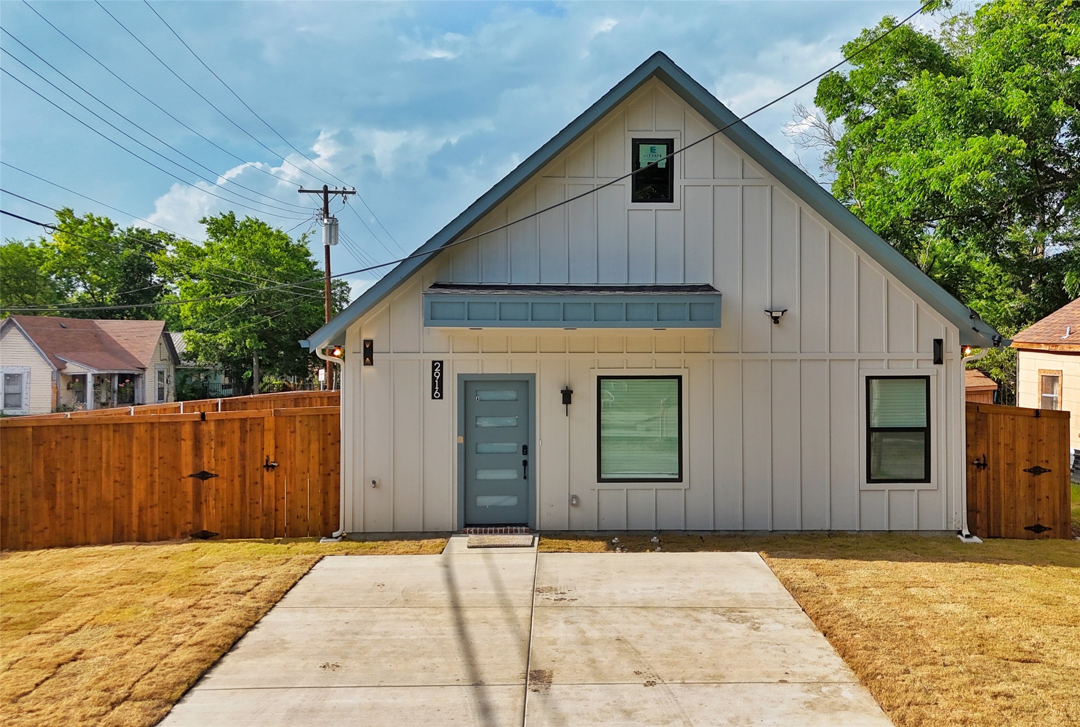 2916 Hemphill Street Greenville TX 75401