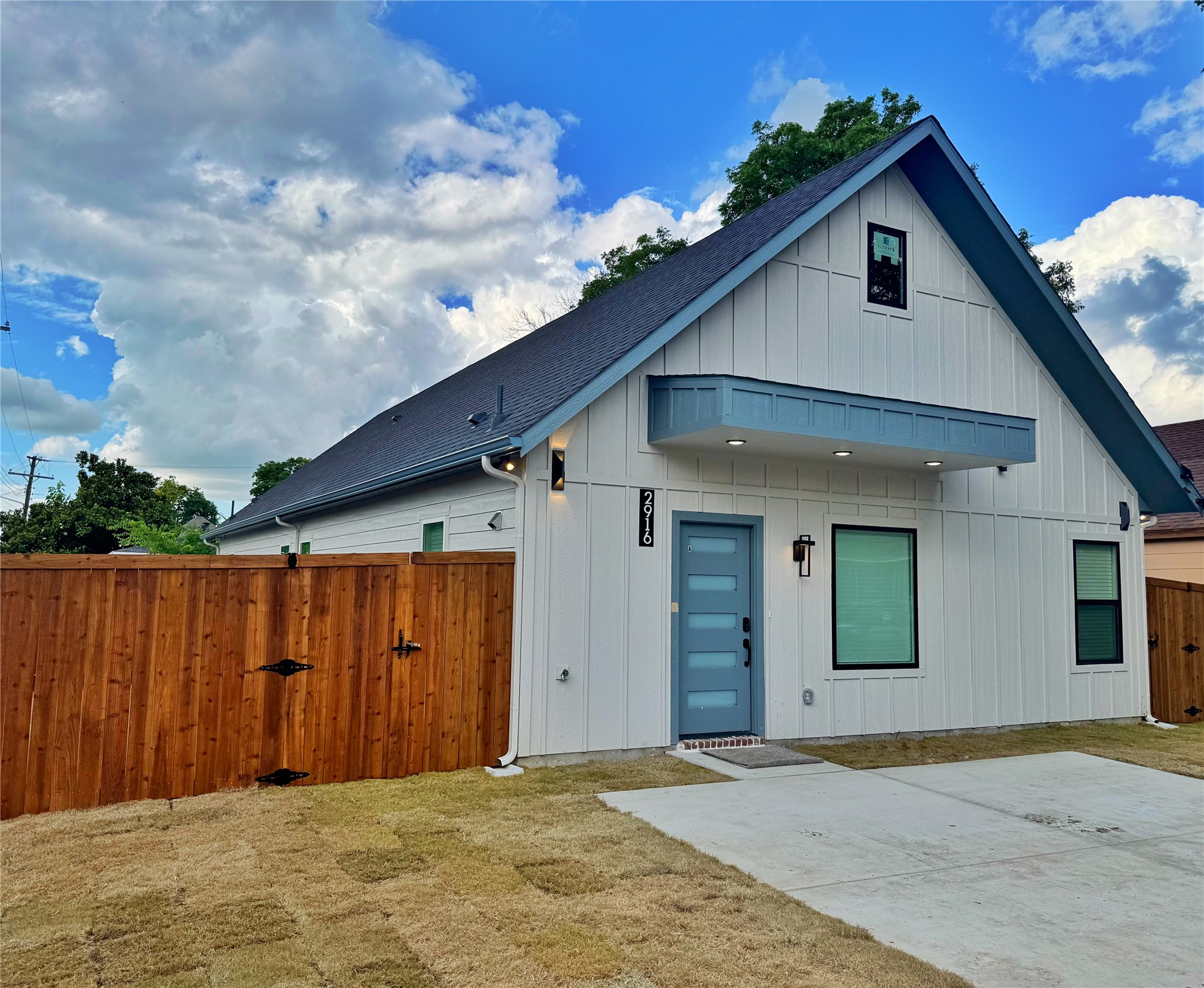 2916 Hemphill Street Greenville TX 75401