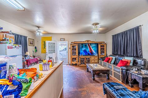 138 Vz County Road 4714 Ben Wheeler TX 75754