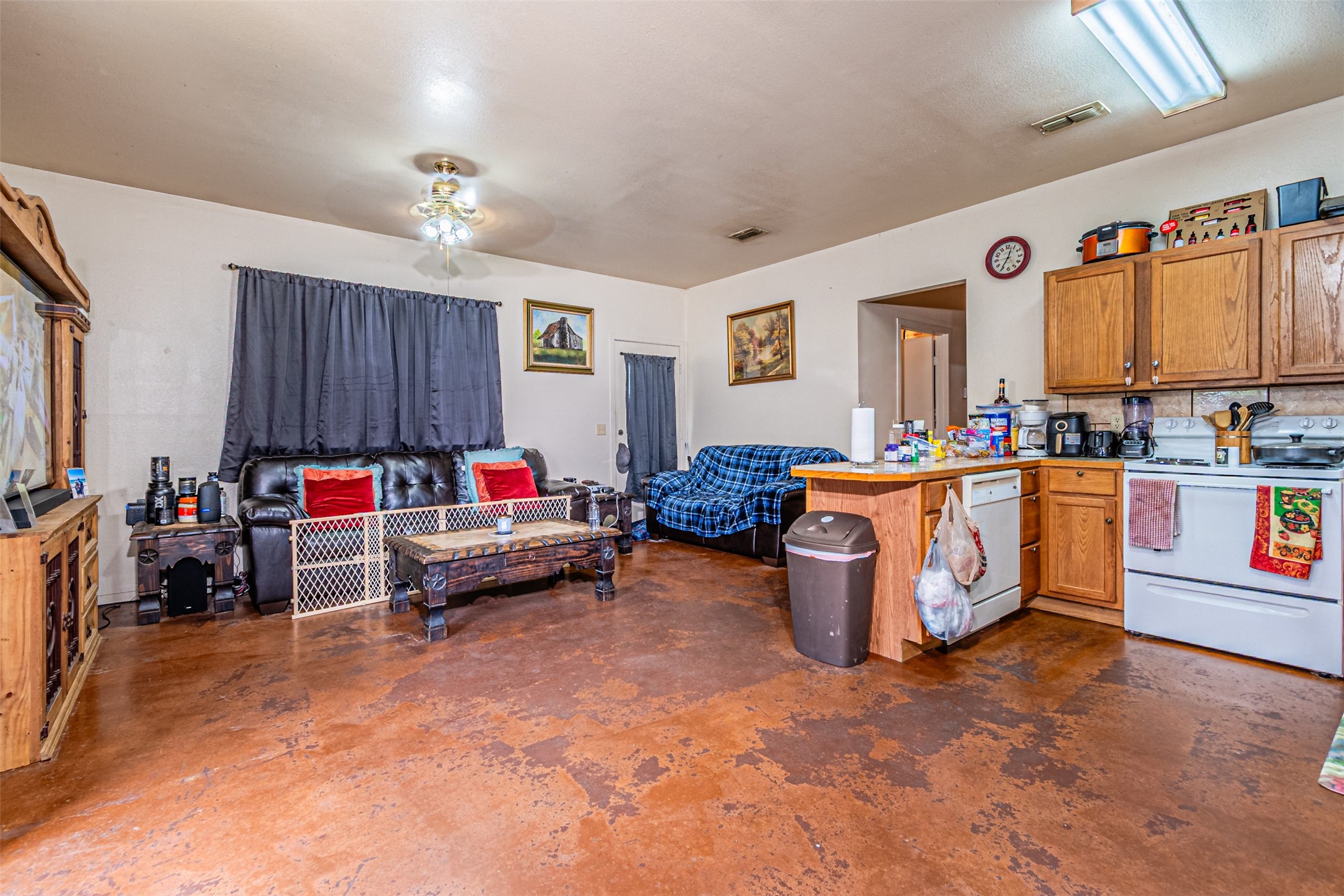 138 Vz County Road 4714 Ben Wheeler TX 75754