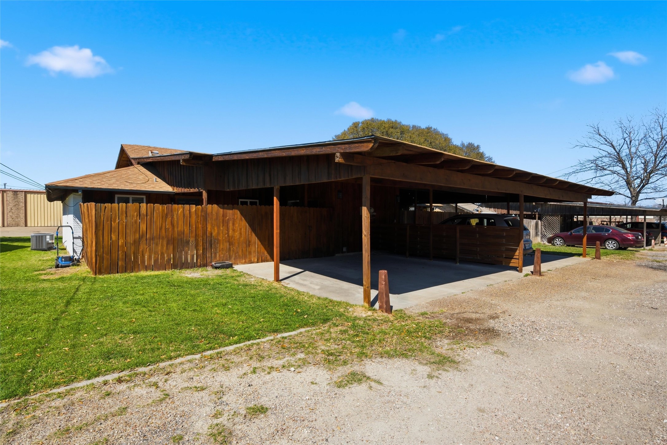 212 Queen Drive Hewitt TX 76643