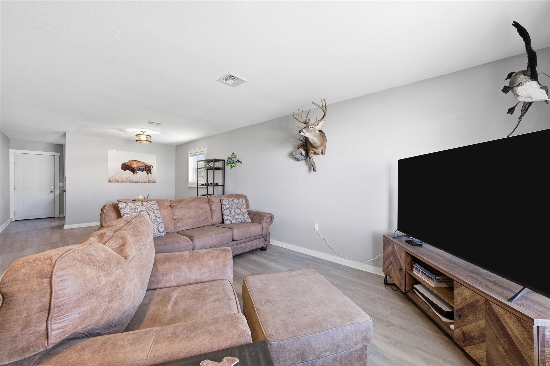 212 Queen Drive Hewitt TX 76643