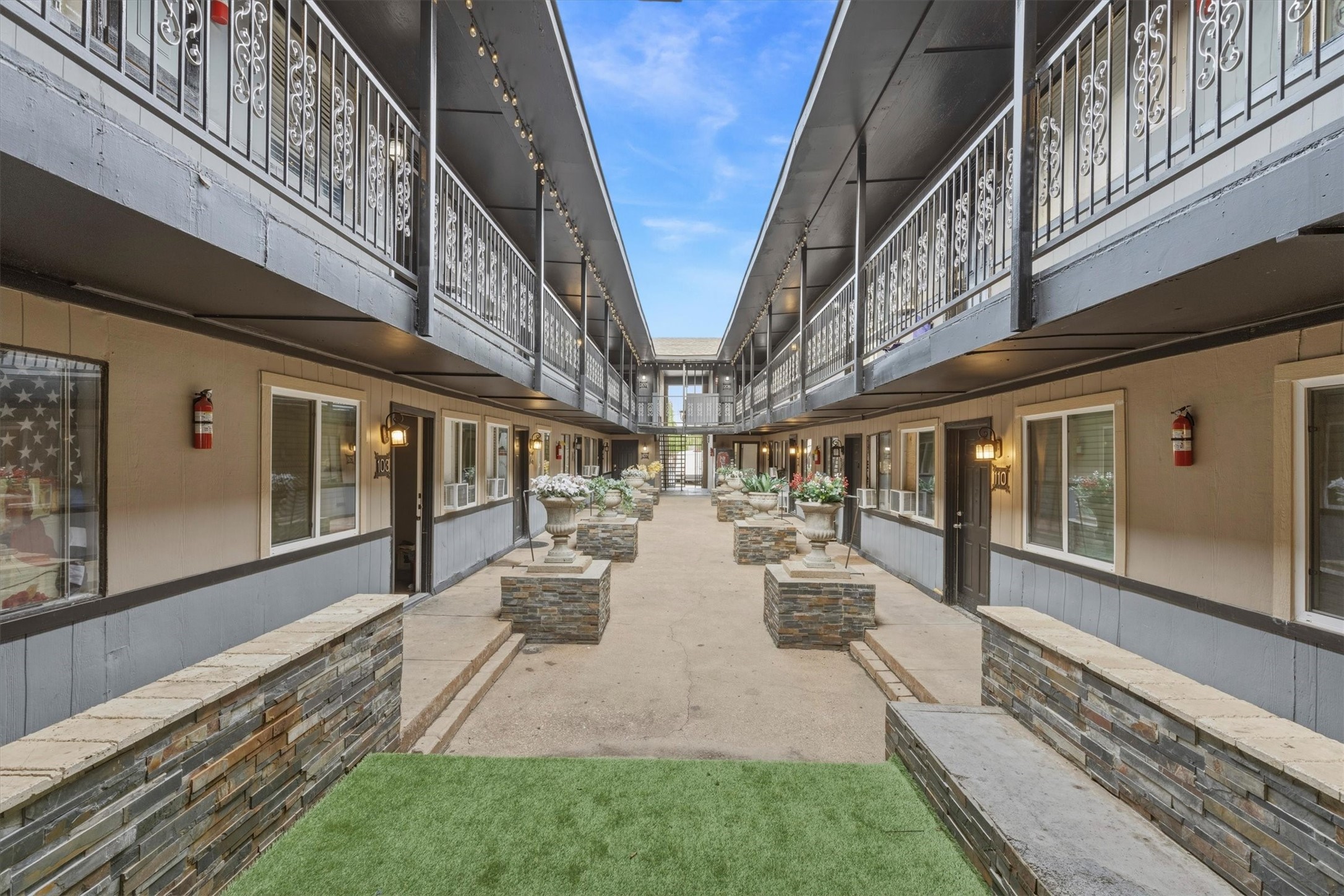 1516 Annex Avenue Dallas TX 75204