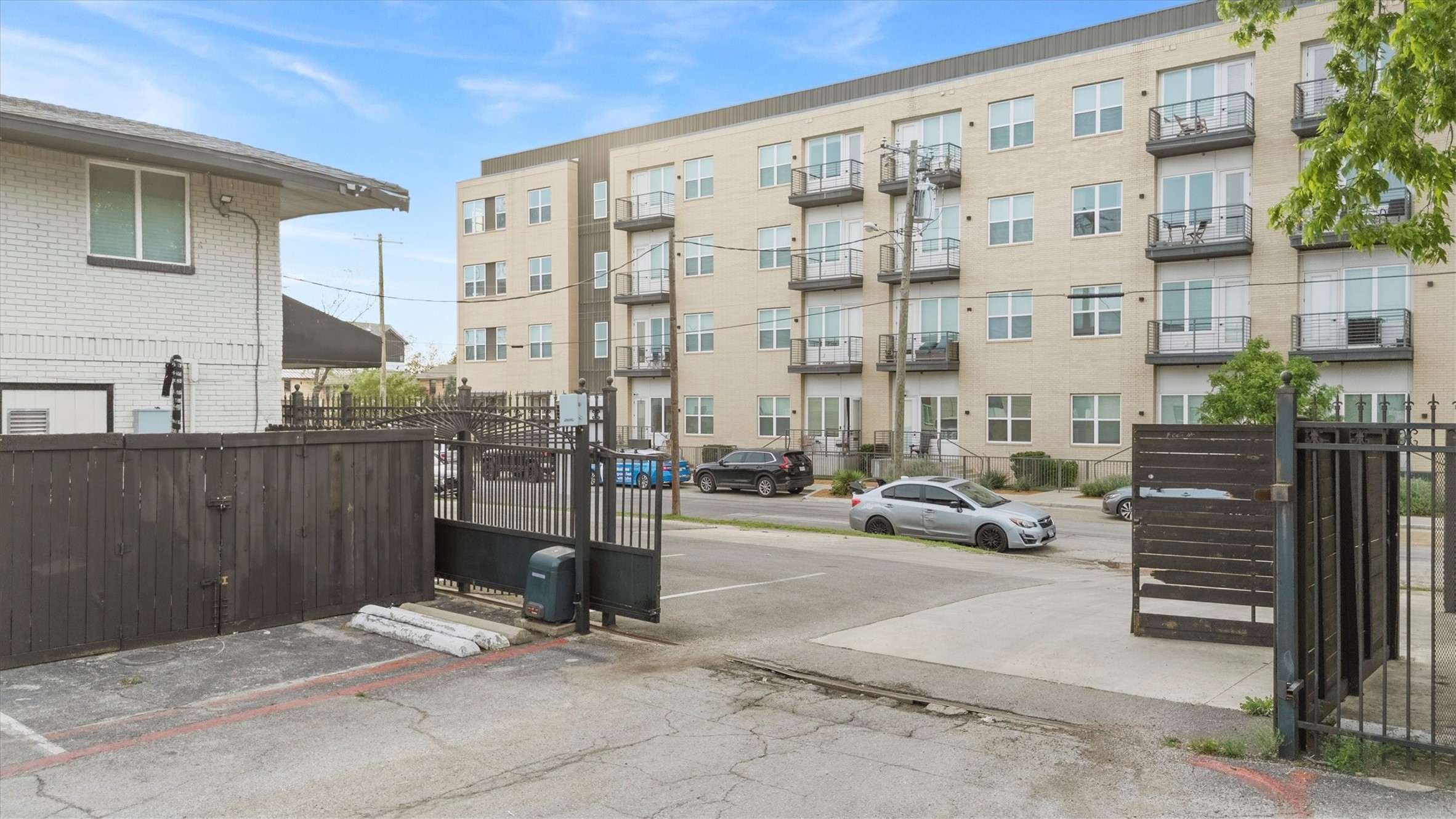 1516 Annex Avenue Dallas TX 75204