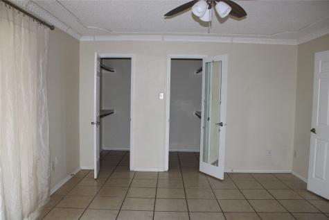 613 Renfro Street Burleson TX 76028