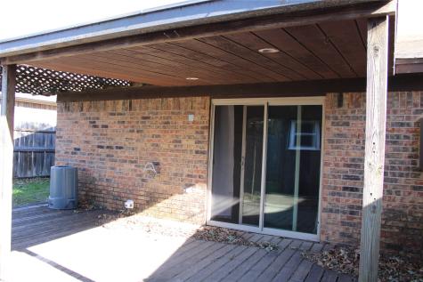 613 Renfro Street Burleson TX 76028