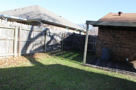 613 Renfro Street Burleson TX 76028