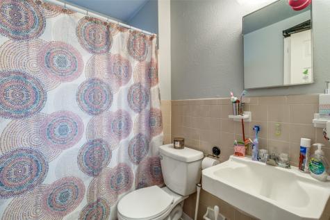 115 N Mckown Avenue Sherman TX 75092