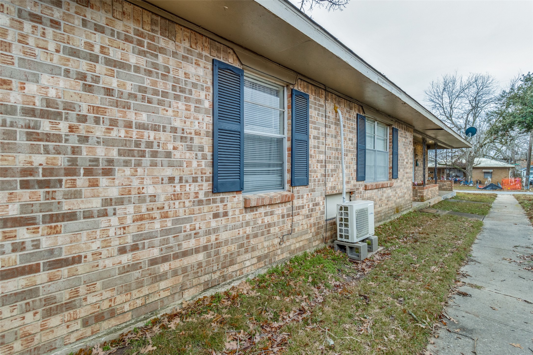 115 N Mckown Avenue Sherman TX 75092