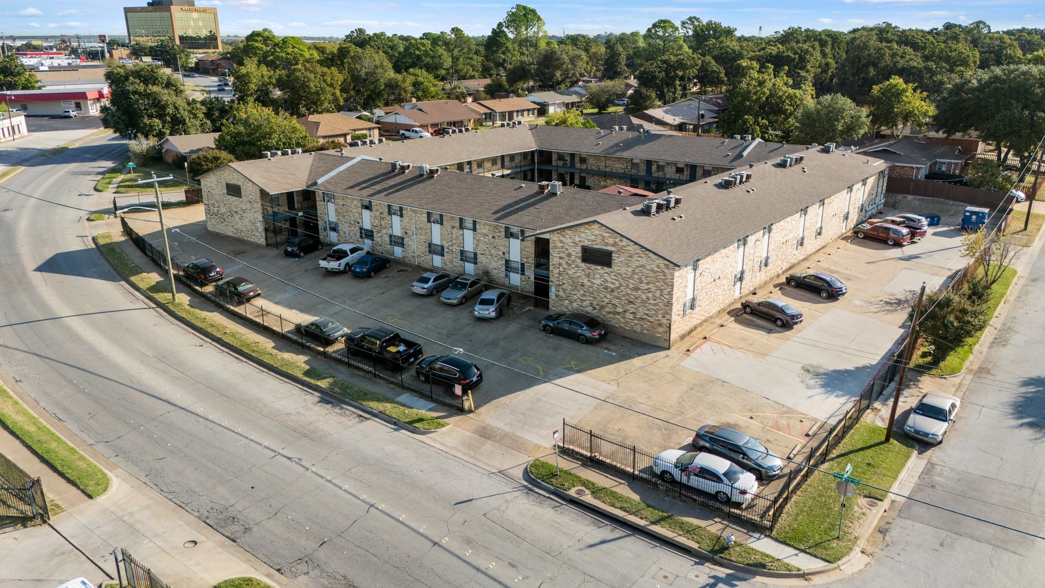 1901 Handley Drive Fort Worth TX 76112